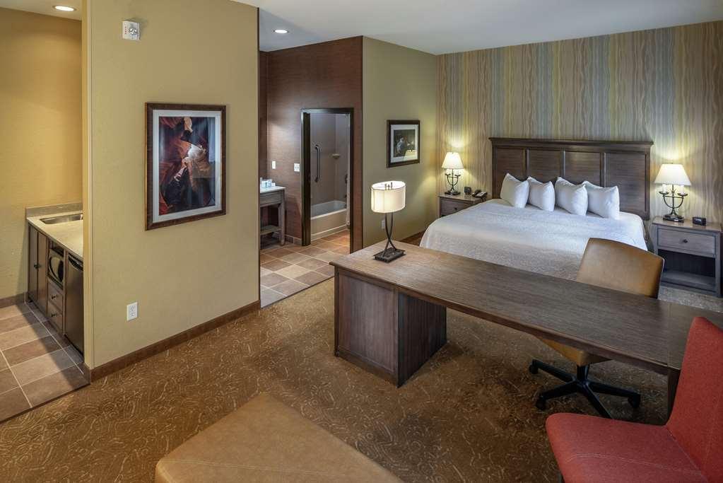 Hampton Inn & Suites Springdale/Zion National Park Room photo